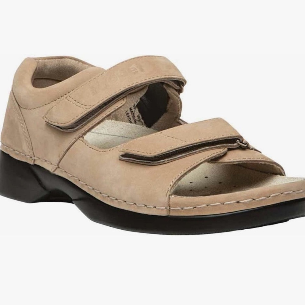 Propet Pedi Walker Sandals – Dusty Taupe – Women’s Size 9 (W/B) – New in Box